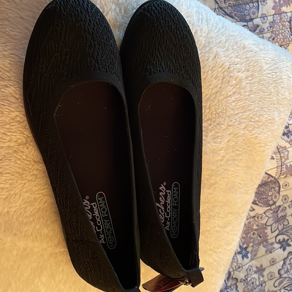 Sketchers sneakers that will be your fave dress shoes